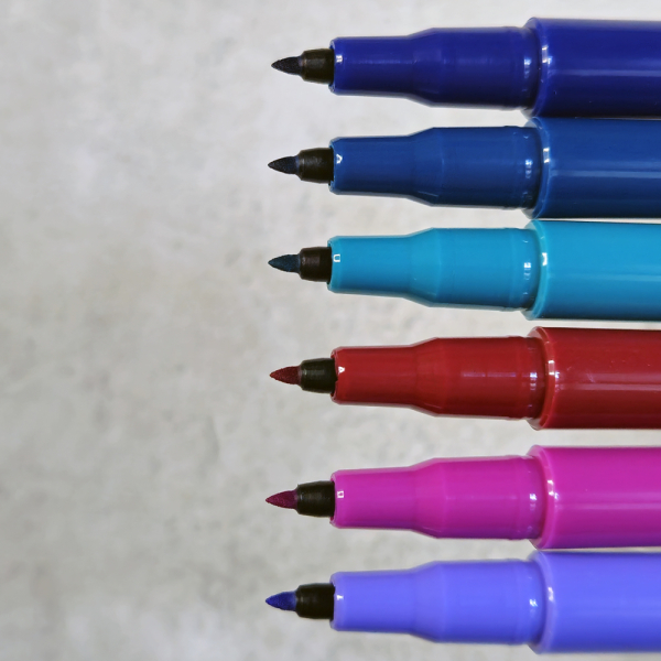 Flexible rubberized brush tip